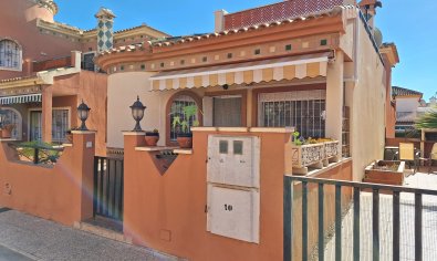 Reventa - Villa -
Orihuela Costa - Villas San Luis