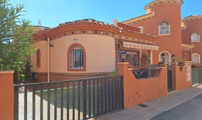 Reventa - Villa -
Orihuela Costa - Villas San Luis