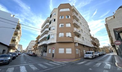 Resale - Apartment -
Guardamar del Segura