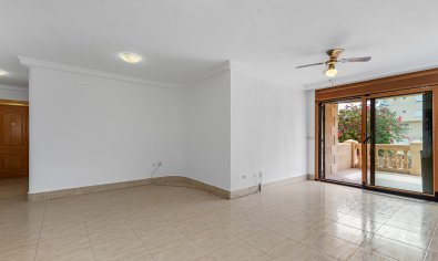 Resale - Apartment -
Guardamar del Segura