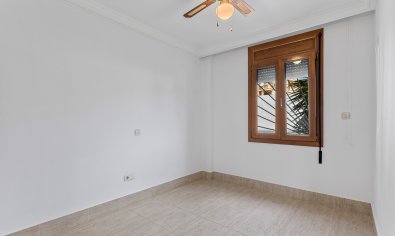 Resale - Apartment -
Guardamar del Segura