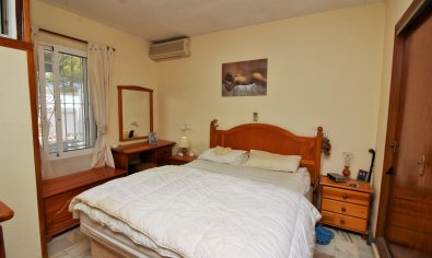 Resale - Townhouse -
Villamartín