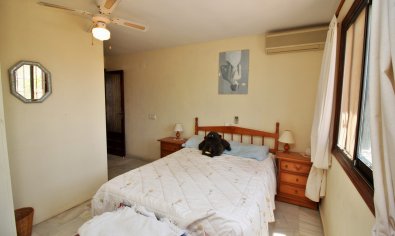 Resale - Townhouse -
Villamartín