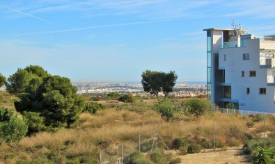 Resale - Townhouse -
Villamartín