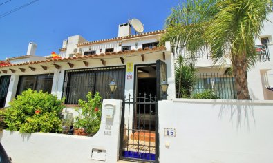 Resale - Townhouse -
Villamartín
