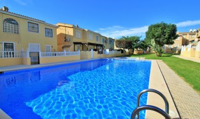 Resale - Townhouse -
Villamartín