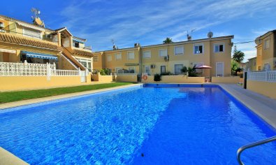 Resale - Townhouse -
Villamartín