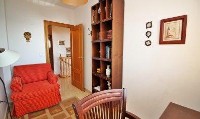Resale - Apartment -
Cabo Roig