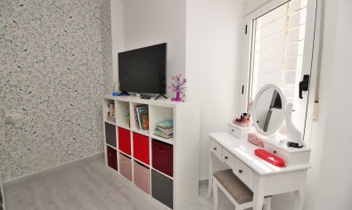 Reventa - Apartamento / piso -
Orihuela Costa - Playa Flamenca