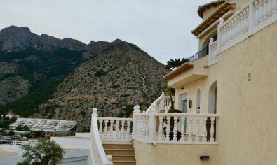 Bestaande bouw - Villa -
Altea