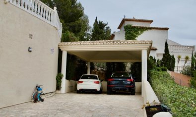 Bestaande bouw - Villa -
Altea