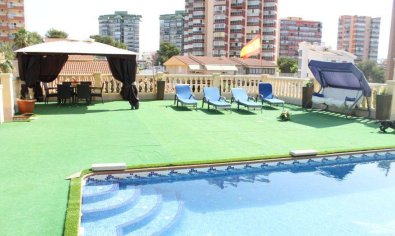 Bestaande bouw - Villa -
Benidorm - Poniente