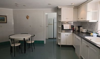 Reventa - Apartamento / piso -
Benidorm - Poniente