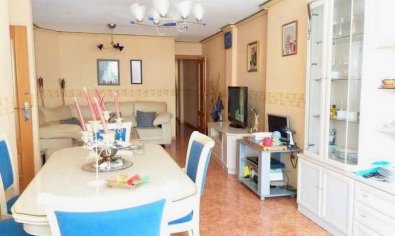 Reventa - Apartamento / piso -
Benidorm - Colonia Madrid