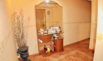 Reventa - Apartamento / piso -
Benidorm - Colonia Madrid