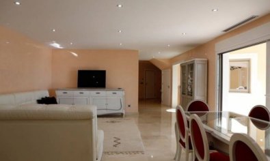 Reventa - Villa -
Benissa - Alicante