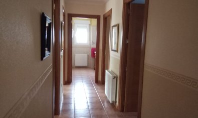 Bestaande bouw - Villa -
Yecla