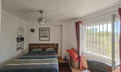 Resale - Villa -
Benissa