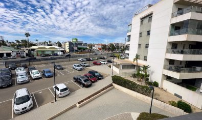 Reventa - Apartamento / piso -
Orihuela Costa - La Zenia