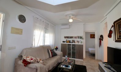 Resale - Villa -
Ciudad Quesada