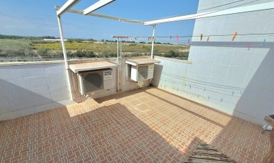 Reventa - Adosado -
Torrevieja - La Mata