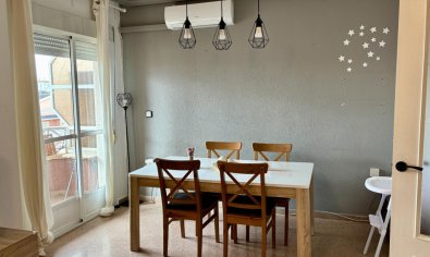 Reventa - Apartamento / piso -
Los Montesinos