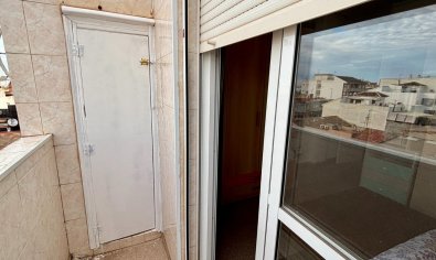 Reventa - Apartamento / piso -
Los Montesinos