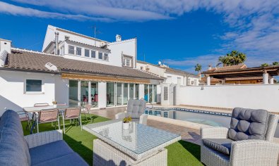 Resale - Villa -
San Javier