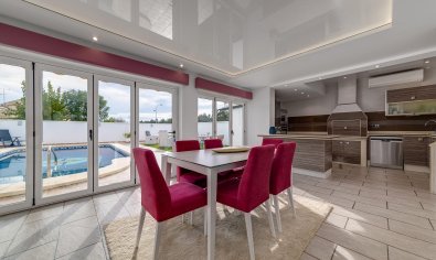 Resale - Villa -
San Javier