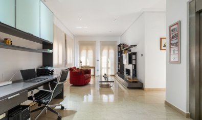 Bestaande bouw - Villa -
Orihuela