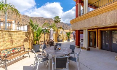 Bestaande bouw - Villa -
Orihuela