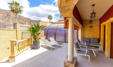 Bestaande bouw - Villa -
Orihuela