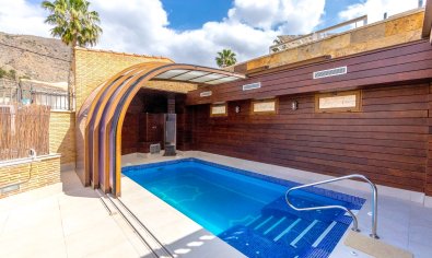 Bestaande bouw - Villa -
Orihuela