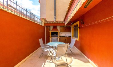 Bestaande bouw - Villa -
Orihuela