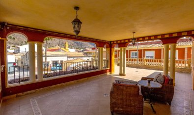Bestaande bouw - Villa -
Orihuela