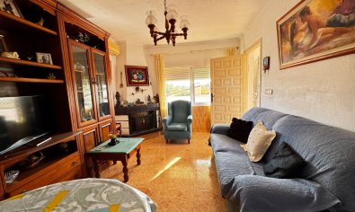 Reventa - Villa -
Punta Prima