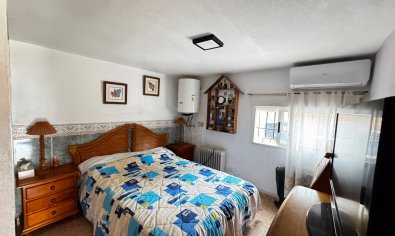 Reventa - Villa -
Punta Prima