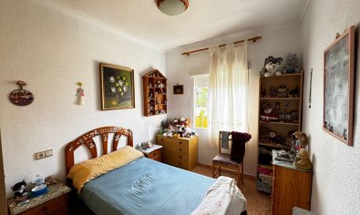Reventa - Villa -
Punta Prima