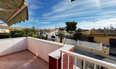 Reventa - Villa -
Punta Prima