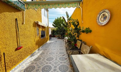 Reventa - Villa -
Punta Prima