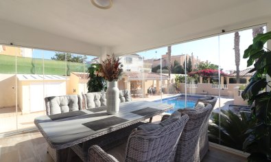 Reventa - Villa -
La Marina - La Escuera