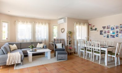 Reventa - Villa -
Alfas del Pí
