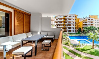 Bestaande bouw - Appartement -
Torrevieja - Punta Prima