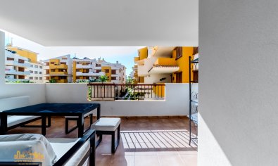 Bestaande bouw - Appartement -
Torrevieja - Punta Prima