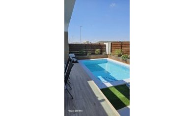 Reventa - Villa -
Orihuela - Vistabella