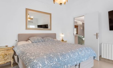 Resale - Villa -
Daya Vieja