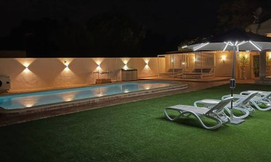 Resale - Villa -
Daya Vieja