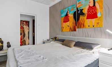 Resale - Finca -
Los Montesinos