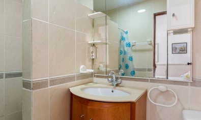 Resale - Finca -
Los Montesinos