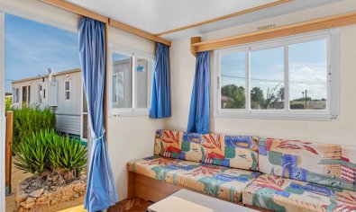 Resale - Finca -
Los Montesinos